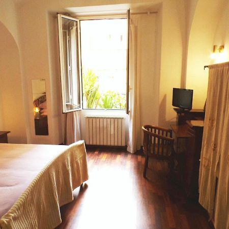 Lovely Apartment In Testaccio, โรม ภายนอก รูปภาพ